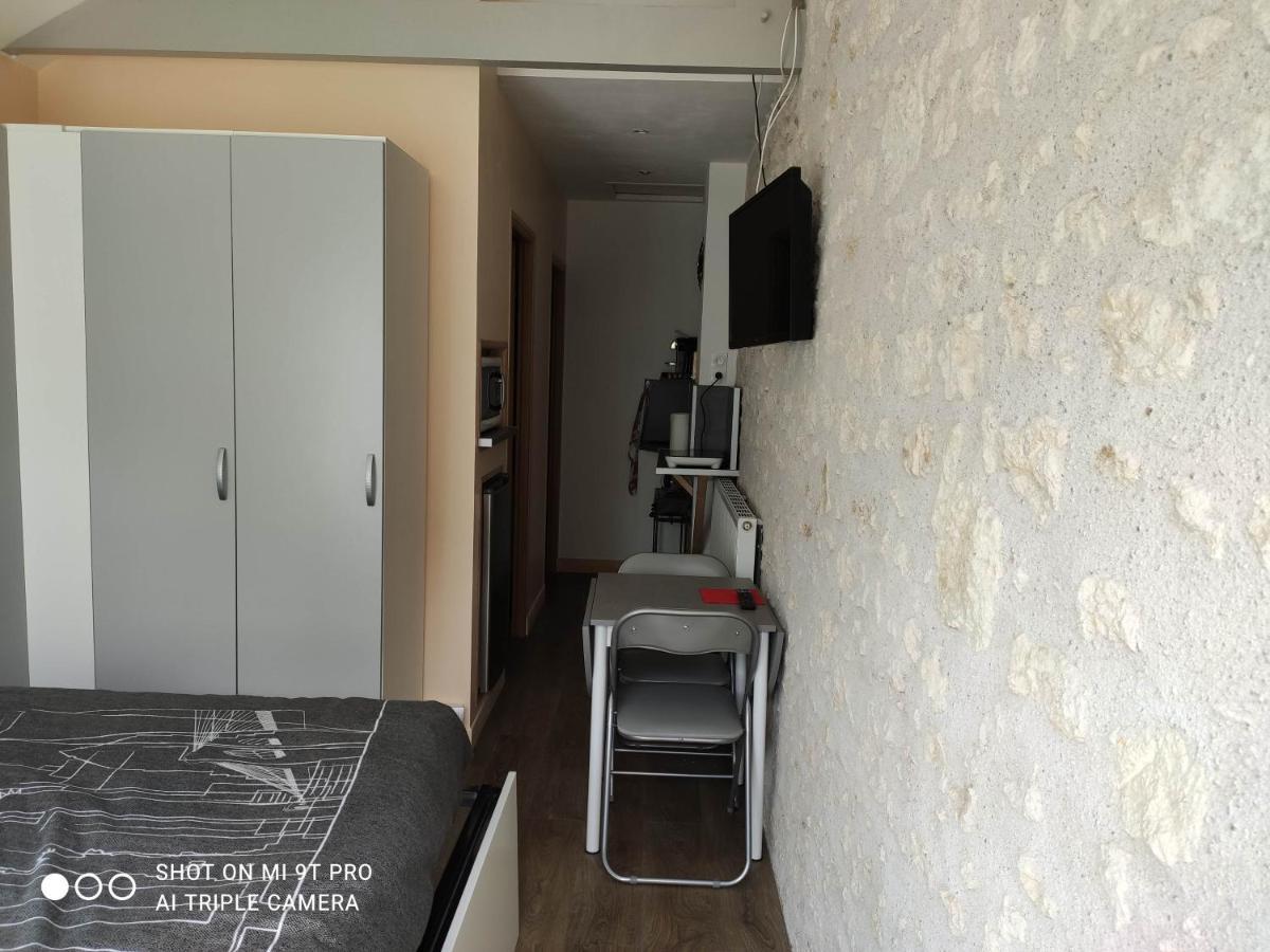 Studio Les Tilleuls Amboise Exterior photo